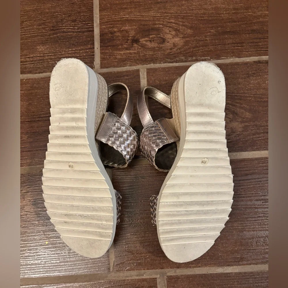 Easy Spirit Martha Stuart Sezuri Leather Sandals Strappy 8.5